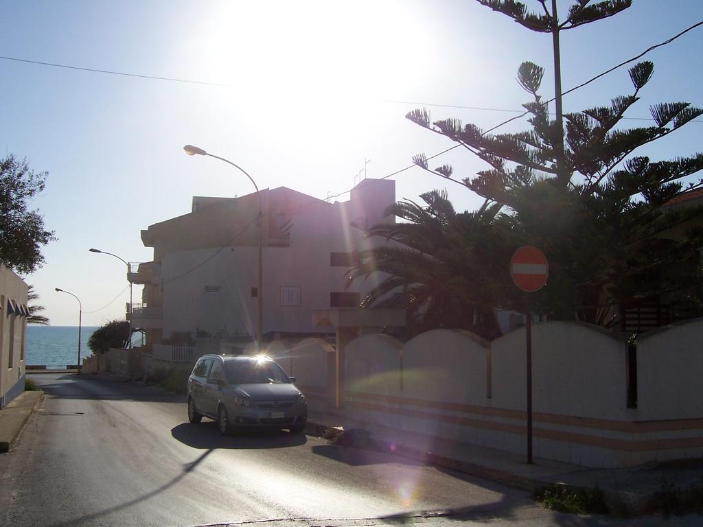 Villa Marina Scoglitti Bagian luar foto